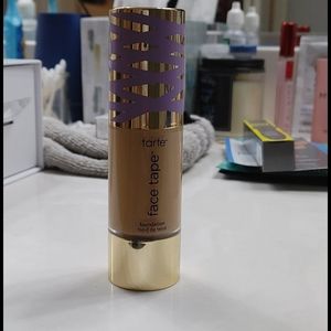 Tarte double duty beauty Foundation
